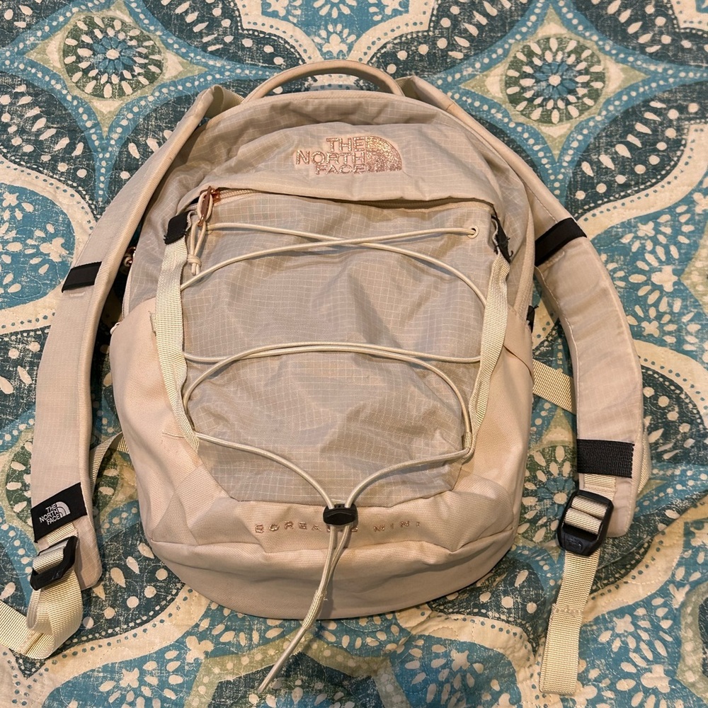 Mini Northface Backpack Crème and Rose gold